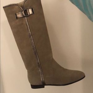 Johnston and Murphy Shearling boots
